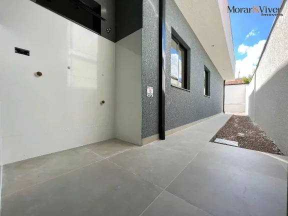 Imagem Casa para Venda em São José dos Pinhais, Cruzeiro, 3 dormitórios, 1 suíte, 2 banheiros, 2 vagas