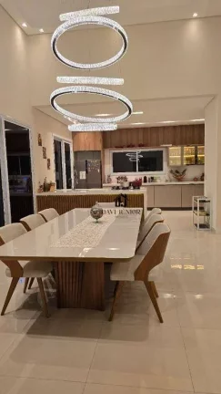 Imagem Casa com 3 dormitórios sendo 2 suites à venda, 377 m² por R$ 2.200.000 - Condomínio Village da Serra - Araçoiaba da Serra/SP