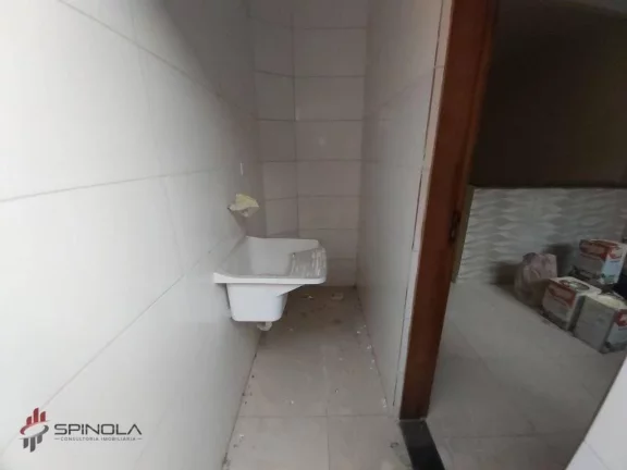 Imagem Sobrado com 2 dormitórios à venda, 52 m² por R$ 295.000,00 - tude basto - Praia Grande/SP