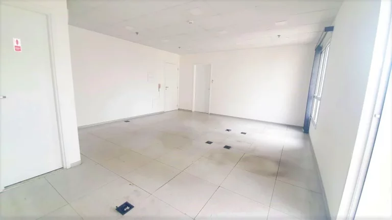Imagem Conjunto Comercial na Barra Funda