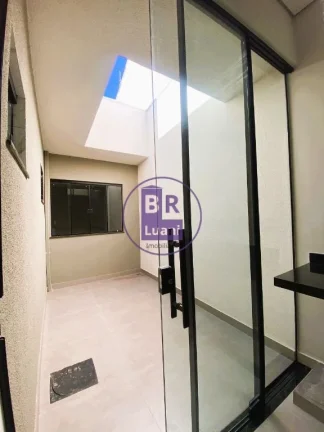 Imagem Linda casa nova a venda!