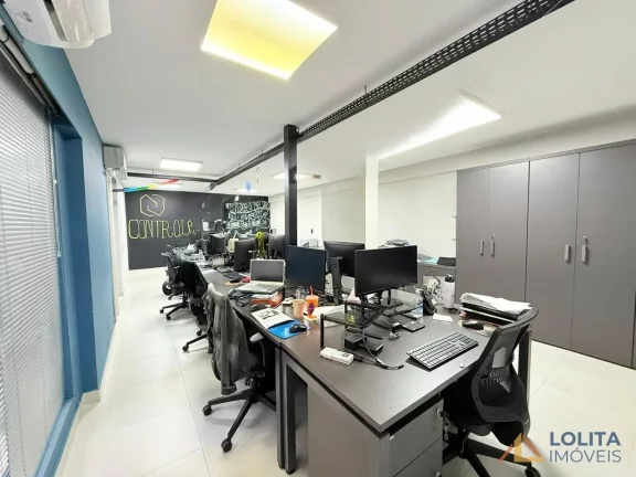 Imagem Sala Comercial à Venda no Coração de Florianópolis!