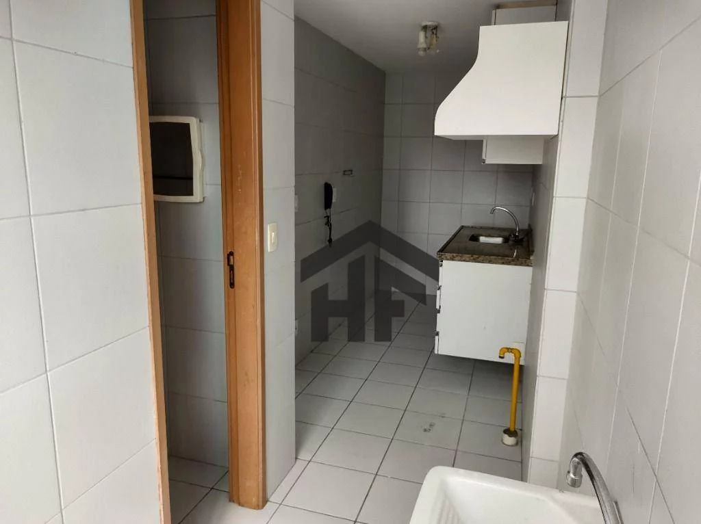 Imagem Apartamento com 3 Quartos para Alugar, 72 m² em Encruzilhada - Recife