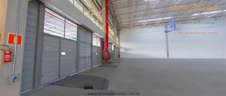 Imagem Galpões para locação em Osasco no bairro Jardim Cirino