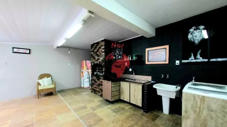 Imagem Sobrado com 238m² e edícula à venda no bairro Barcelona, São Caetano do Sul