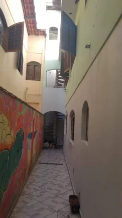 Imagem Sobrado Maravilhoso e Grande 237 m² 3 Dormitórios sendo 1 Suite e 2 Vagas