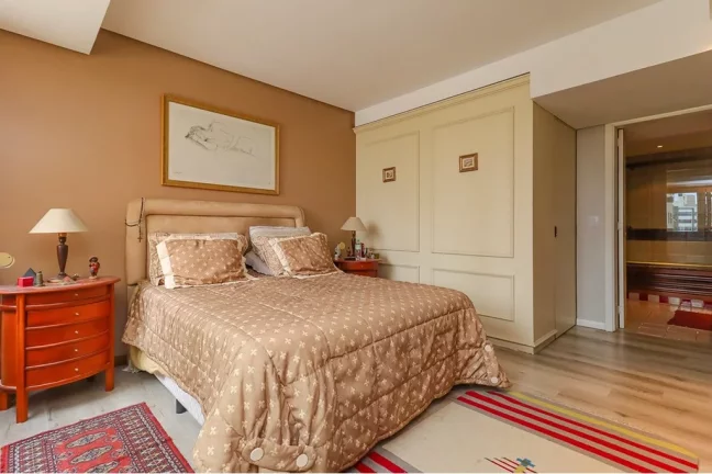 Imagem Cobertura à venda em Porto Alegre, Petrópolis, com 4 quartos, 341m2
