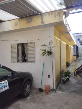 Imagem Casa com 2 dormitórios à venda, 75 m² por R$ 280.000,00 - Parque Maria Helena - Suzano/SP