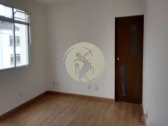 Imagem APARTAMENTO NO EMBARÉ TOTALMENTE REFORMADO,PRÉDIO COM ELEVADOR, SALA PARA 2 AMBIENTES, DORMITÓRIO...