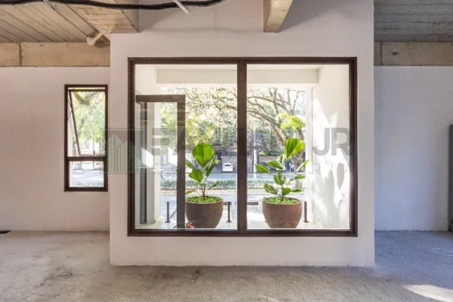 Imagem Imóvel comercial de prestígio no coração do Jardim Paulista: 10 salas, 10 banheiros, 700m² em São Paulo-SP!