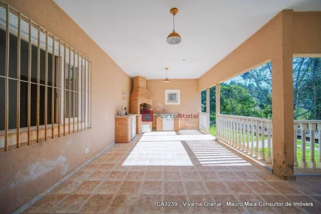 Imagem Casa de Condomínio com 4 Quartos e 3 banheiros à Venda, 329 m²