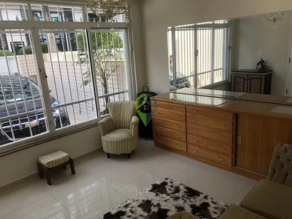 Imagem Linda Casa no Boqueirão com 200m²,sendo 4 dormitórios e 1 suíte, vaga para dois carros com quintal grande