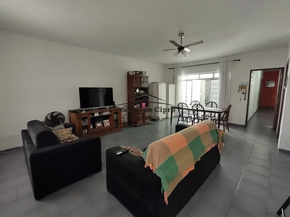 Imagem Casa à venda no bairro Beira Rio - Guaratinguetá/SP