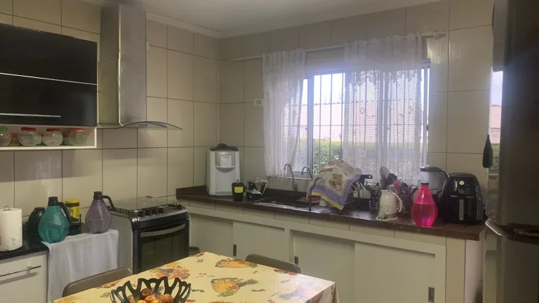 Imagem Casa com 3 dormitórios à venda, 204 m² por R$ 700.000,00 - Centro - Poá/SP