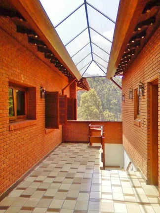 Imagem Casa no Res. ALPHA 1 - 650m²