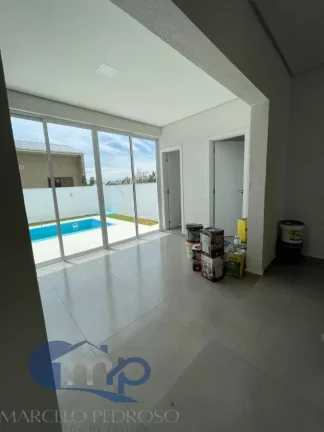 Imagem Casa á venda com 3 dormitórios na praia Bela Torres em Passo de Torres/SC