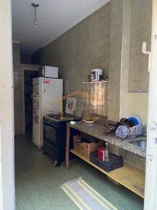 Imagem Sobardo 4 dormitórios, sendo 2 suítes, sala ampla e bem iluminada, lavabo, cozinha, quintal, sem v...
