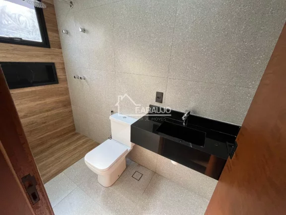Imagem Casa em Condomínio à venda em Green Valley com 175m² 3 suítes, 4 vagas
