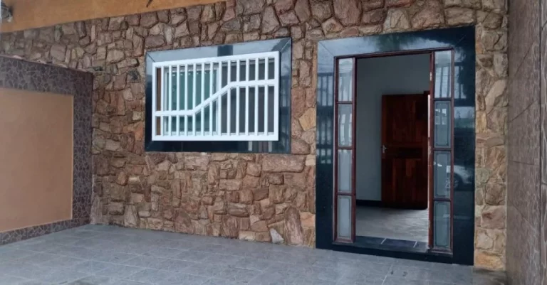 Imagem CASA COM 80 m² - TUPI - PRAIA GRANDE SP