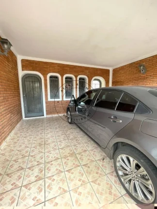 Imagem Casa para alugar em Campinas, Parque Taquaral, com 3 quartos, 152m2