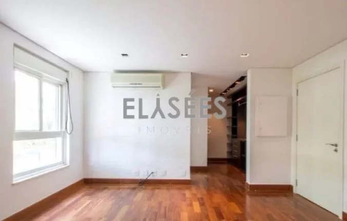 Imagem Casa RESIDENCIAL em SÃO PAULO - SP, CIDADE JARDIM
