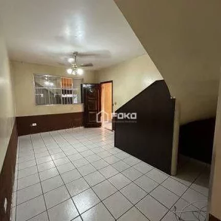 Imagem Sobrado com 3 dormitórios à venda, 125 m² por R$ 430.000,00 - Jardim Adriana - Guarulhos/SP