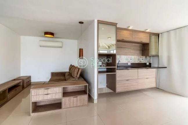 Imagem Ótima cobertura em Perdizes com 237m² divididos em dois pavimentos. No primeiro piso temos um óti...