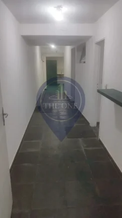 Imagem Casa para locação na Vila Mariana, São Paulo-SP: 9 quartos, 3 banheiros, 5 vagas de garagem e 414m² de área.