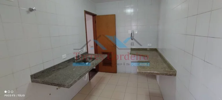 Imagem Apartamento 3 dormitórios (1 suíte) + 3 vagas - Morumbi