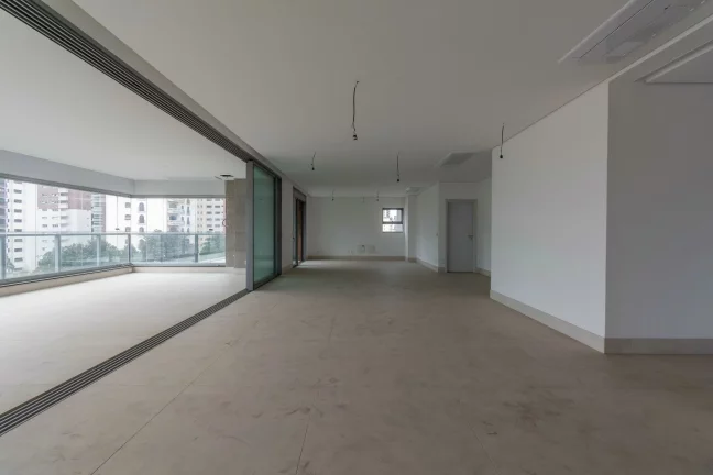 Imagem Apartamento Alto padrão Tatuapé - 374 m² - 4 Suítes - Varanda Gourmet - 6 Vagas - Lazer Completo