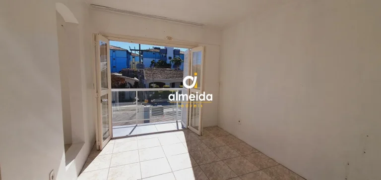 Imagem CASA MARAVILHOSA NO BAIRRO DUQUE COM PISCINA