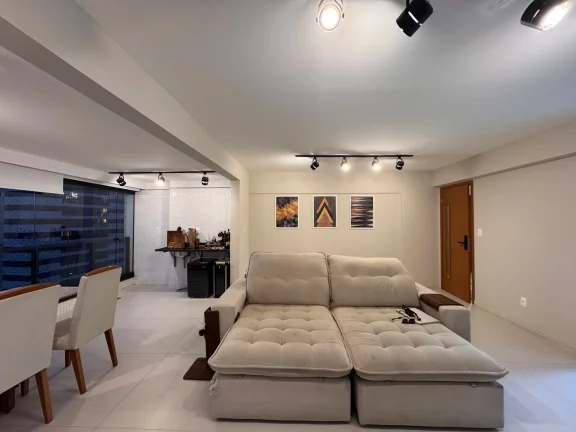 Imagem Confortável Apartamento no Alphaville I em Salvador Novo