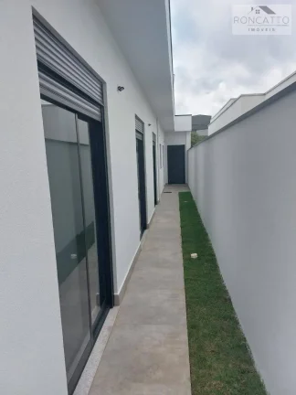 Imagem Casa de condomínio com 3 quartos, 308,00m2, à venda