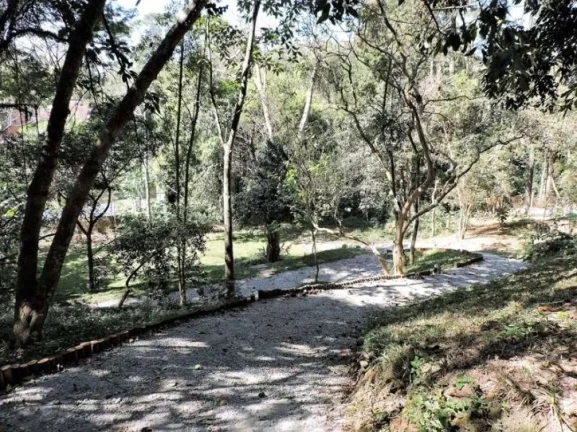 Imagem Cond Pq Primavera - 6 suítes, lareira, salão festas, piscina, bosque!