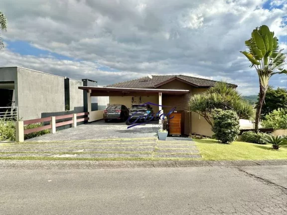Imagem Casa com 3 quartos / suítes à venda, 330 m² Condomínio Golf Village - Granja Viana - Carapicuíba/SP
