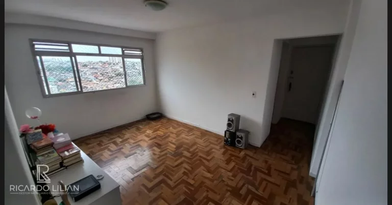 Imagem Apartamento com dois dormitorios sendo uma suite, uma vaga de garagem . AS VENDA!!!