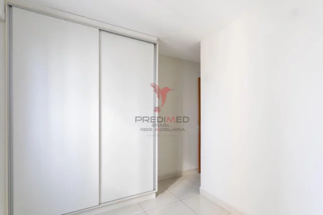 Imagem Apartamento com 3 Quartos e 3 Vagas de Garagem à Venda no Brisamar – 89m²