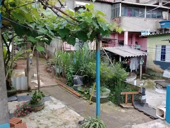 Imagem Casa com 1 dormitório à venda, 559 m² por R$ 300.000,00 - Jardim São João - Ferraz de Vasconcelos/SP