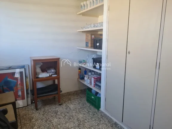 Imagem Casa comercial à venda em Campinas, Jd. Chapadão. Casa com 5 salas todas com banheiros, ampla rece...