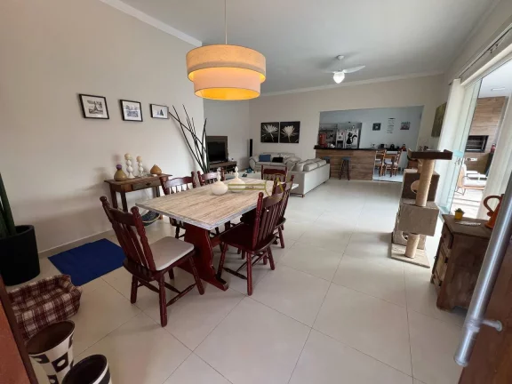 Imagem Casa térrea à venda, dois lotes Edícula Piscina e Varanda gourmet Peruíbe