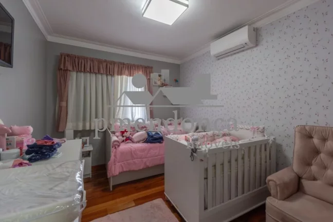 Imagem Apartamento reformado a venda em Pinheiros com 3 quartos e 2 vagas, 105m².
