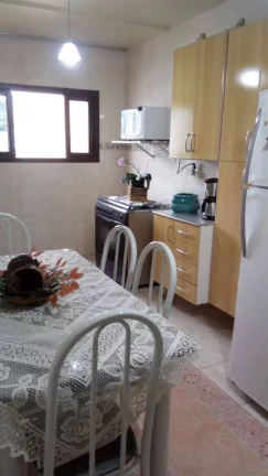 Imagem Triplex no Pilarzinho Com 4 Quartos - R$1180000,00