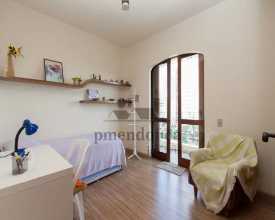 Imagem Apartamento charmoso com espaçoso living para 3 ambientes, terraço, 4 suítes, lavabo, copa, cozin...