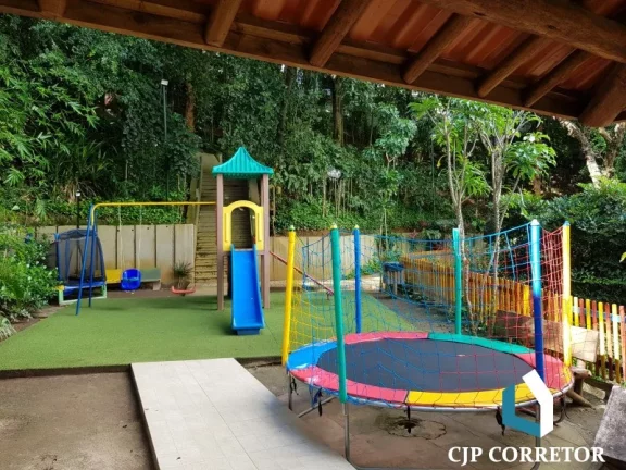 Imagem Apartamento de três quartos com suíte e dependência para vender