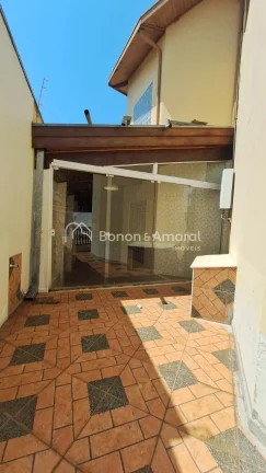 Imagem Casa a venda no Jardim Santa Genebra em Campinas!!

Local estratégico proximo a saida para a rodovi...