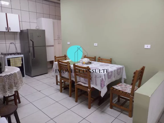 Imagem Oportunidade para Morar ou Investir! Sobrado Amplo com Renda de Locação.