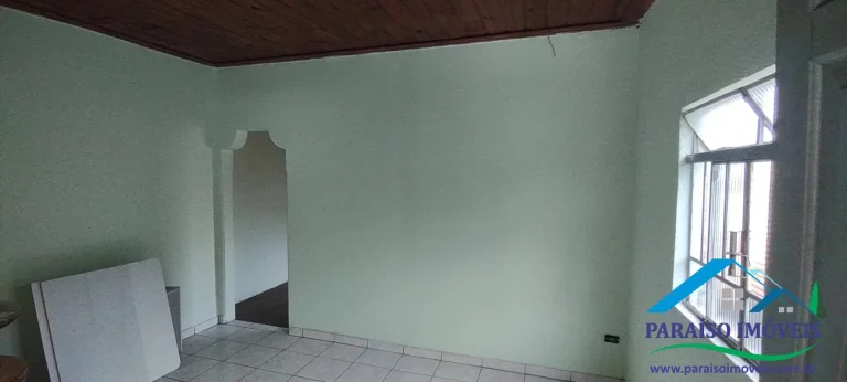 Imagem Ótima oportunidade: casa com 2 quartos no centro de Paraisópolis MG