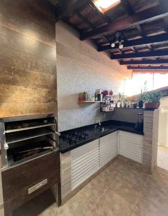 Imagem Casa para Venda em Mairiporã, Terra Preta (Terra Preta), 4 dormitórios, 1 suíte, 3 banheiros, 3 vagas