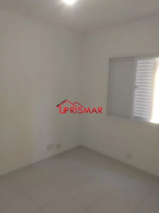 Imagem Sobreposta térrea semi nova 2 dormitórios 1 vaga Aparecida