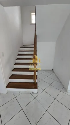 Imagem Sobrado Amplo, Condominio c/ Piscina,Vila Oliveira, 220m2, 04 Sts, 04 vgs.
